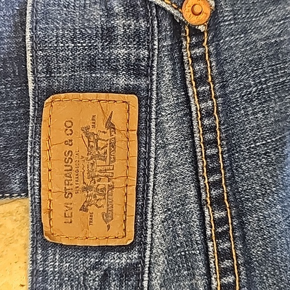 Levis Skinny Jeans - Picture 8 of 9